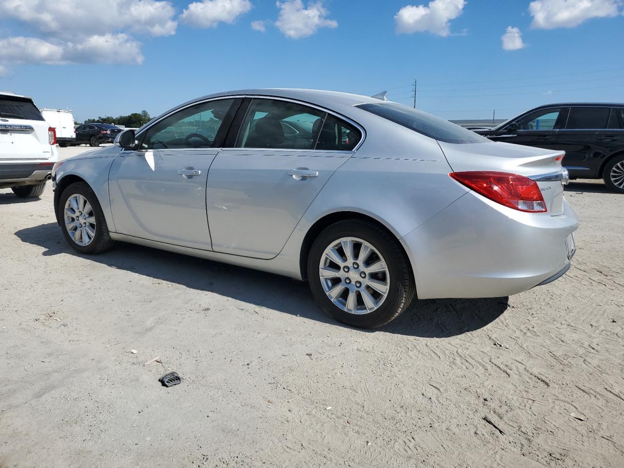 2013 BUICK Regal
