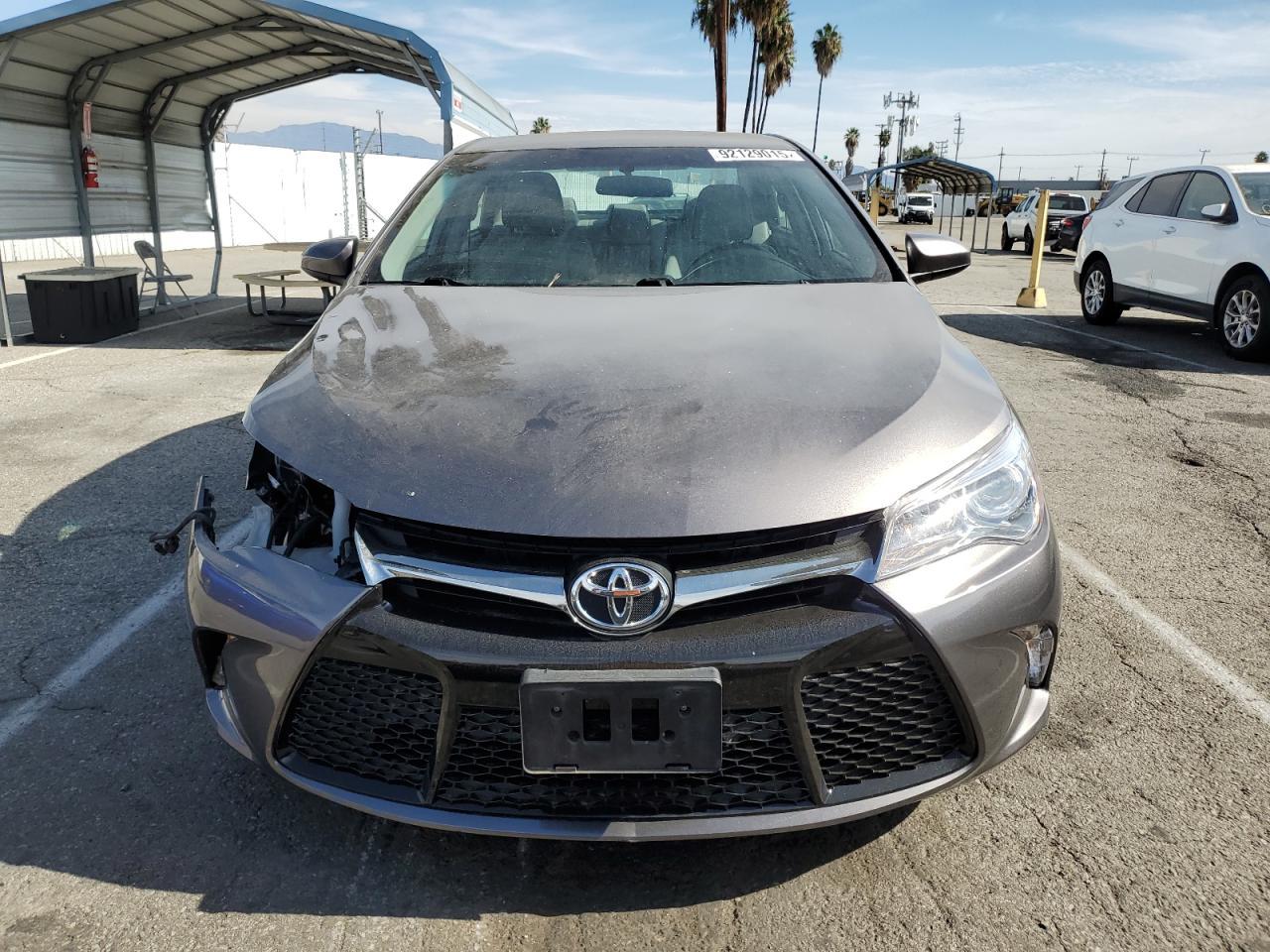 2017 TOYOTA CAMRY