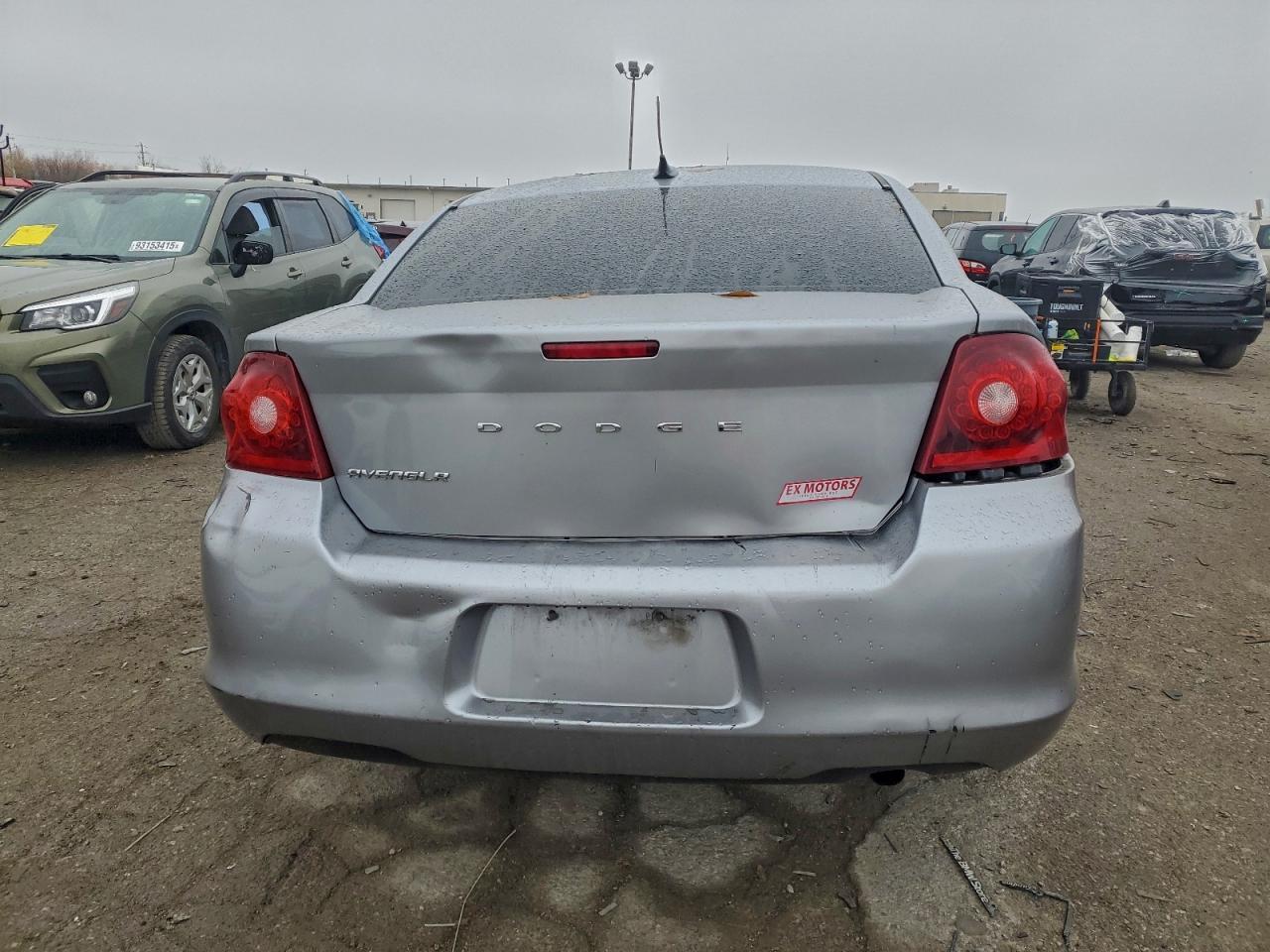 2013 DODGE Avenger
