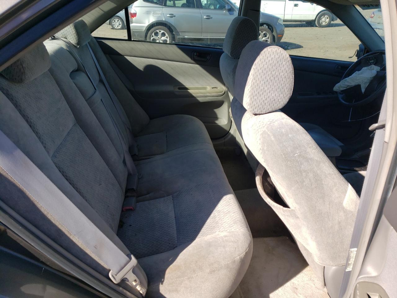 2004 TOYOTA CAMRY