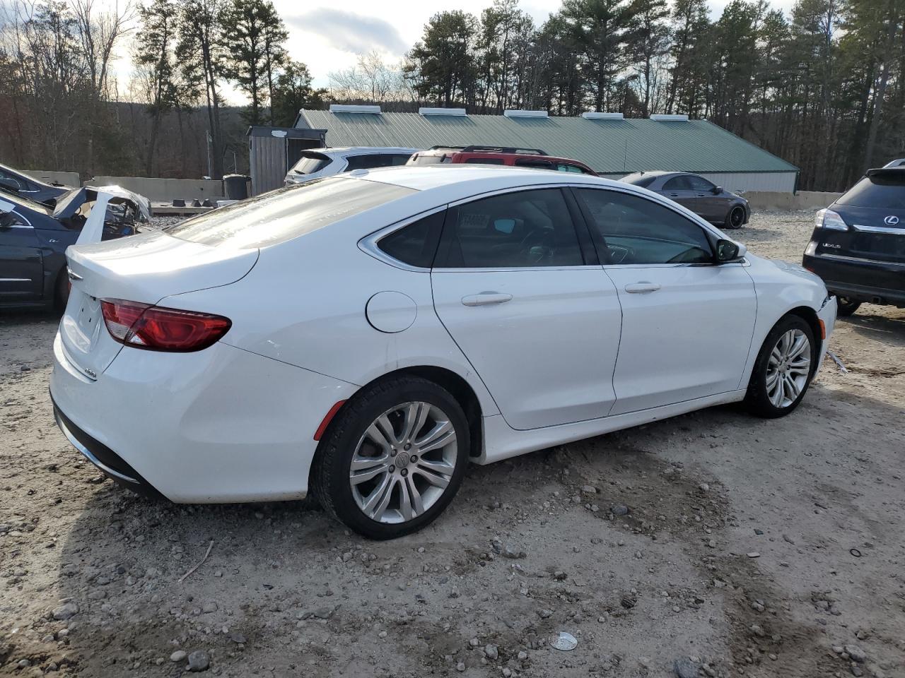 2016 CHRYSLER 200