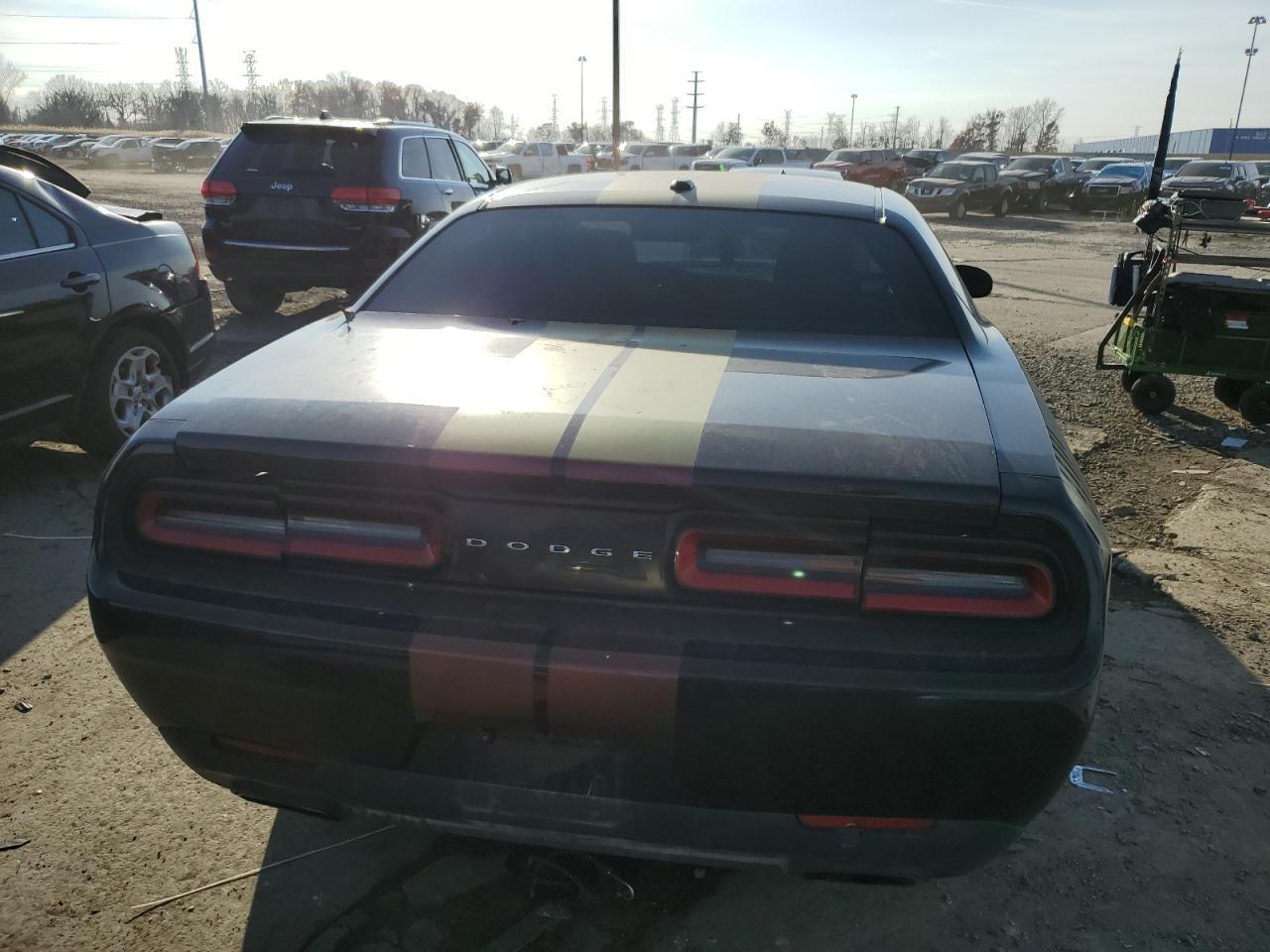 2015 DODGE Challenger
