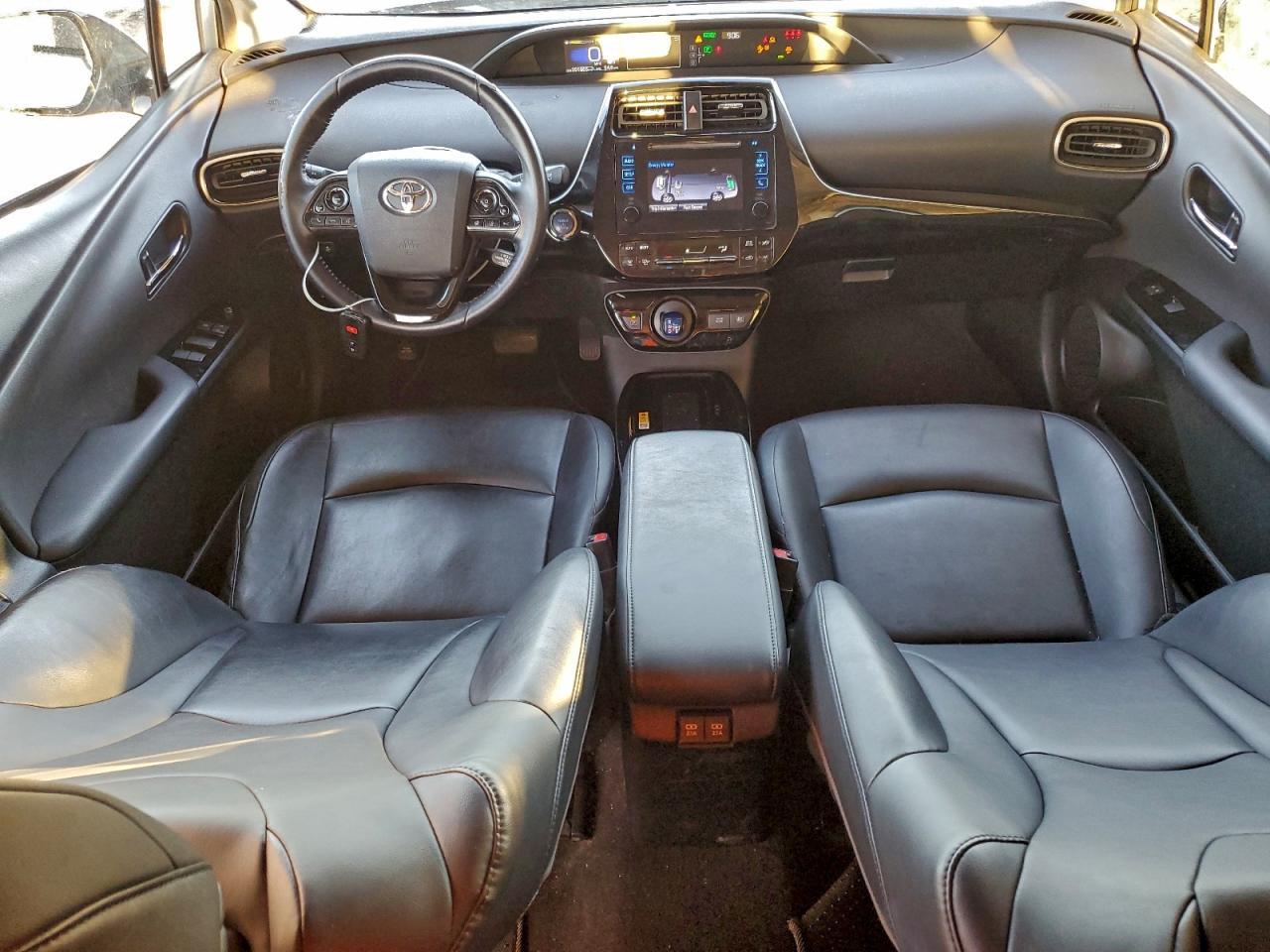 2019 TOYOTA PRIUS