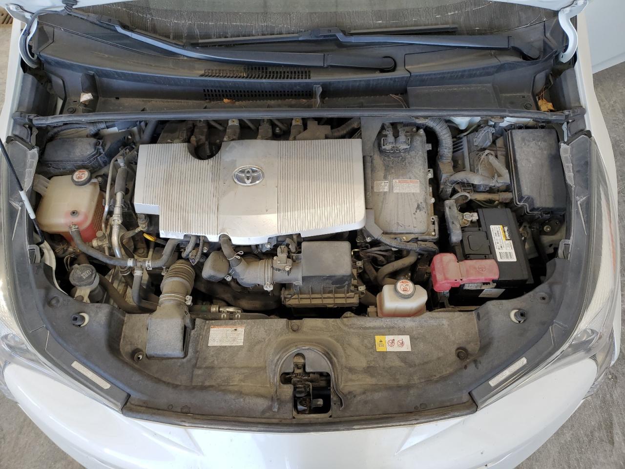 2017 TOYOTA PRIUS