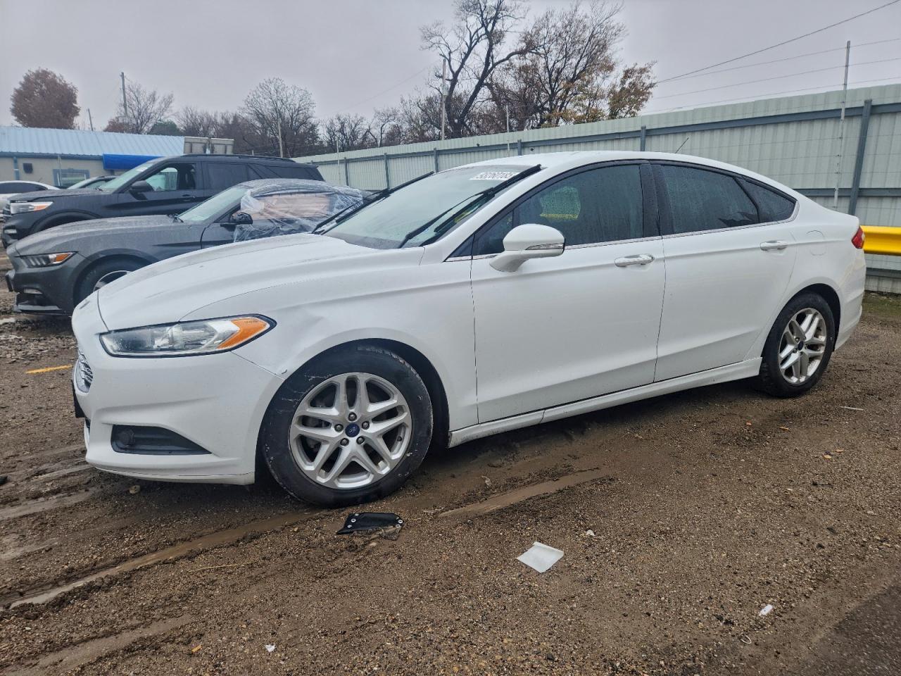 2016 FORD FUSION