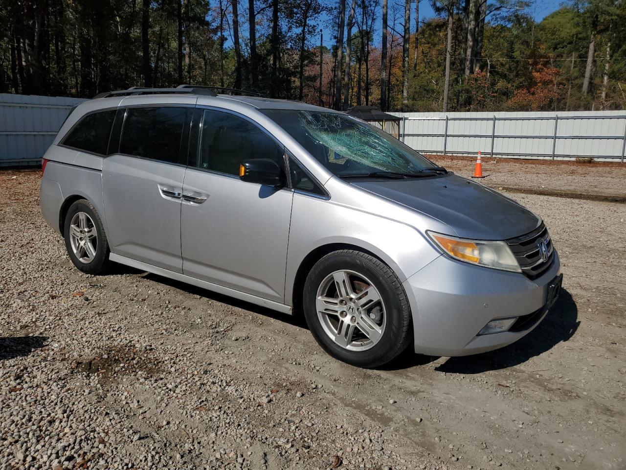 2012 HONDA ODYSSEY
