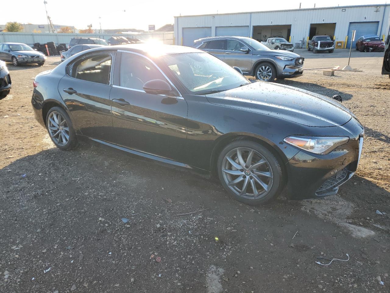 2017 ALFA ROMEO Giulia