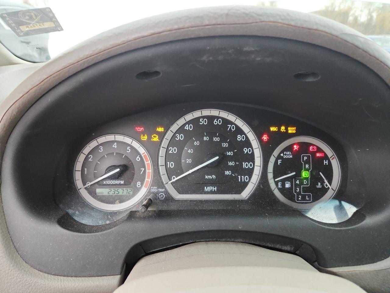2005 TOYOTA SIENNA