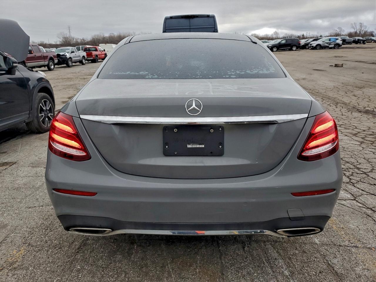 2017 MERCEDES-BENZ E-Class