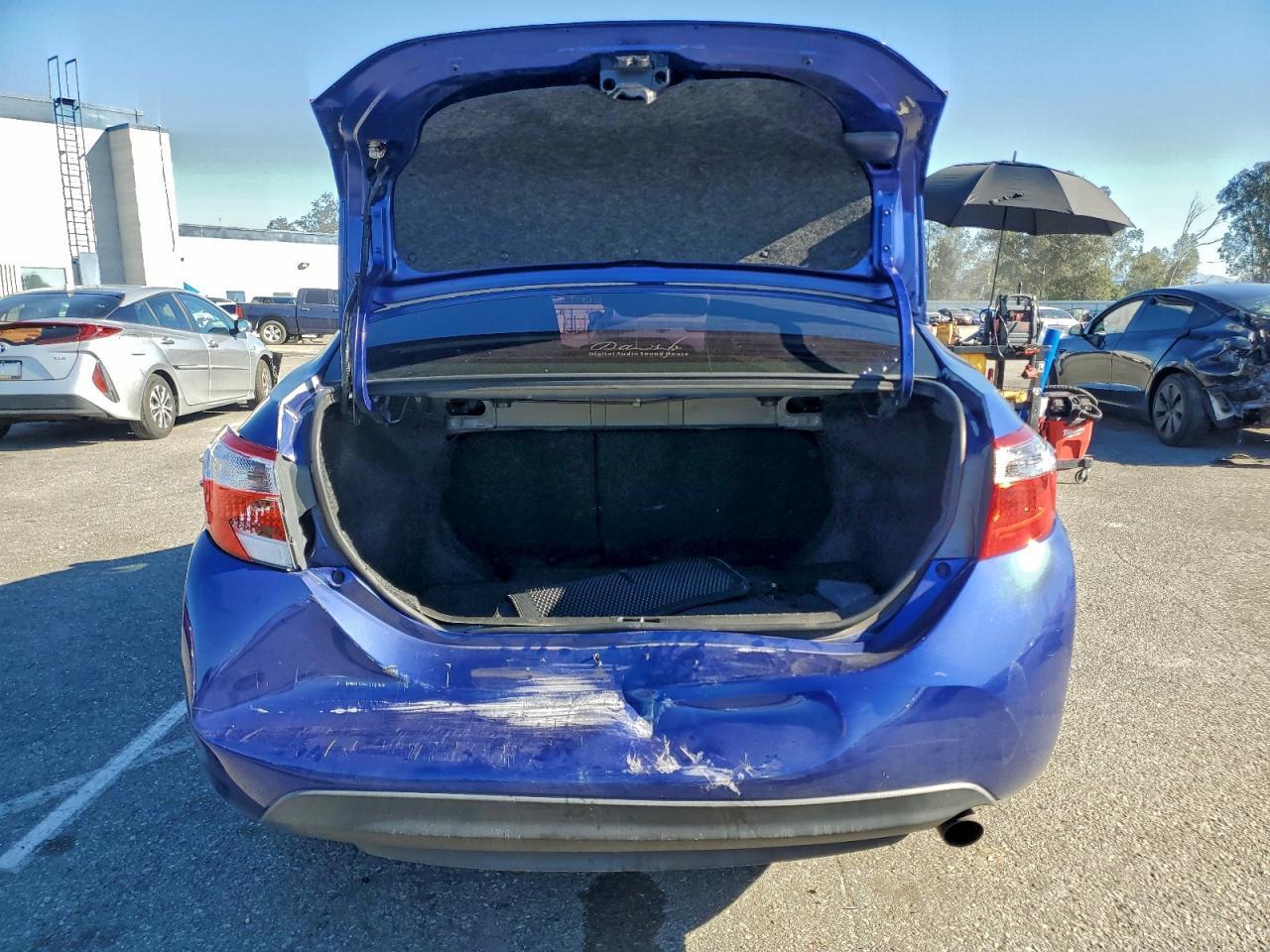 2016 TOYOTA COROLLA