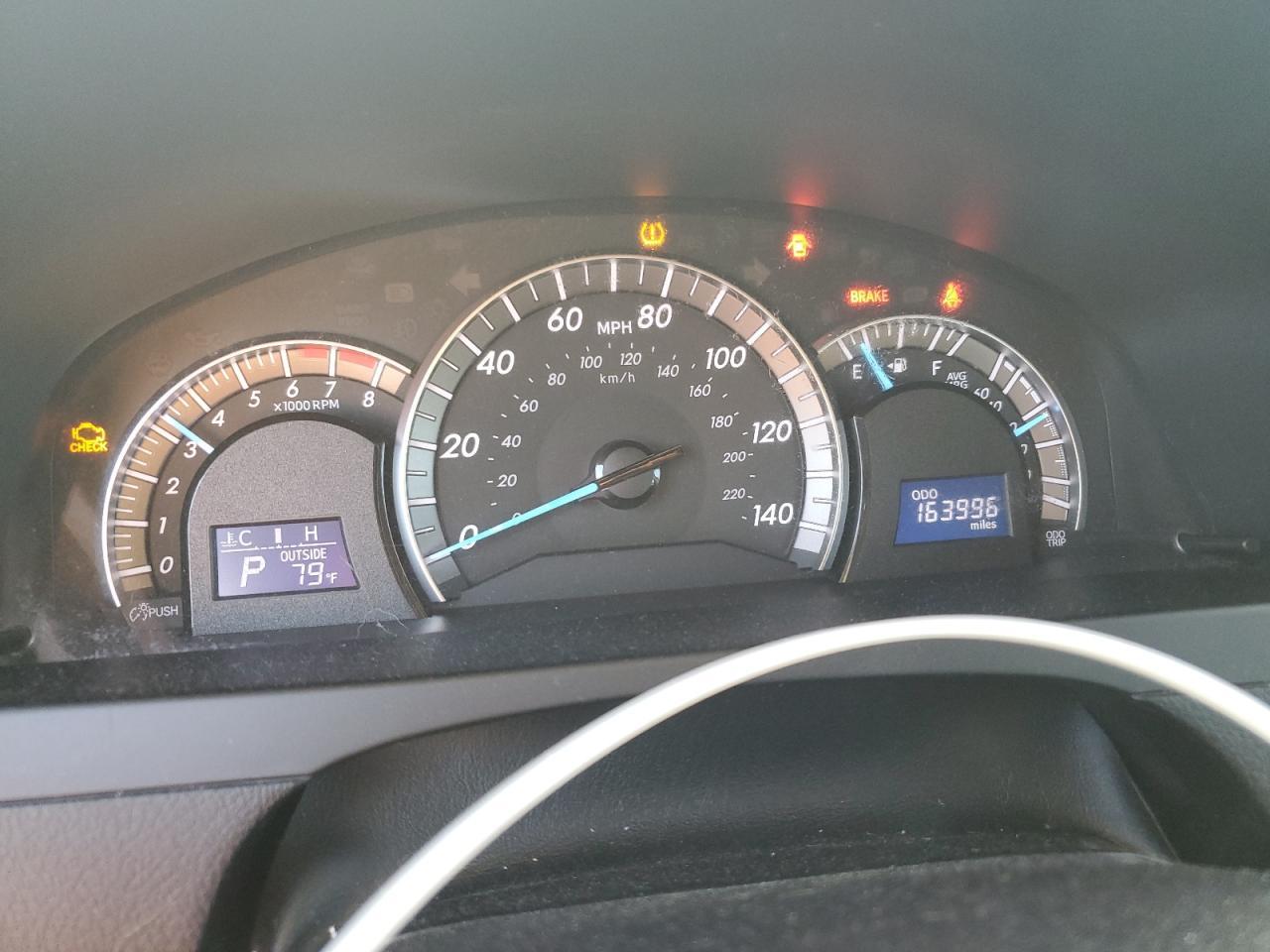 2014 TOYOTA CAMRY