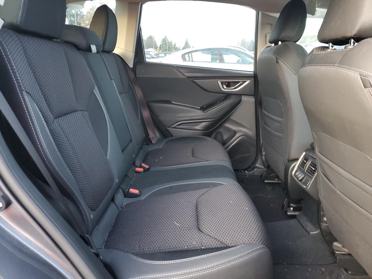 2024 SUBARU FORESTER