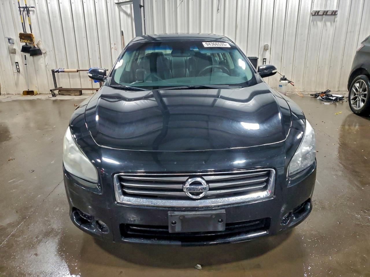 2013 NISSAN Maxima