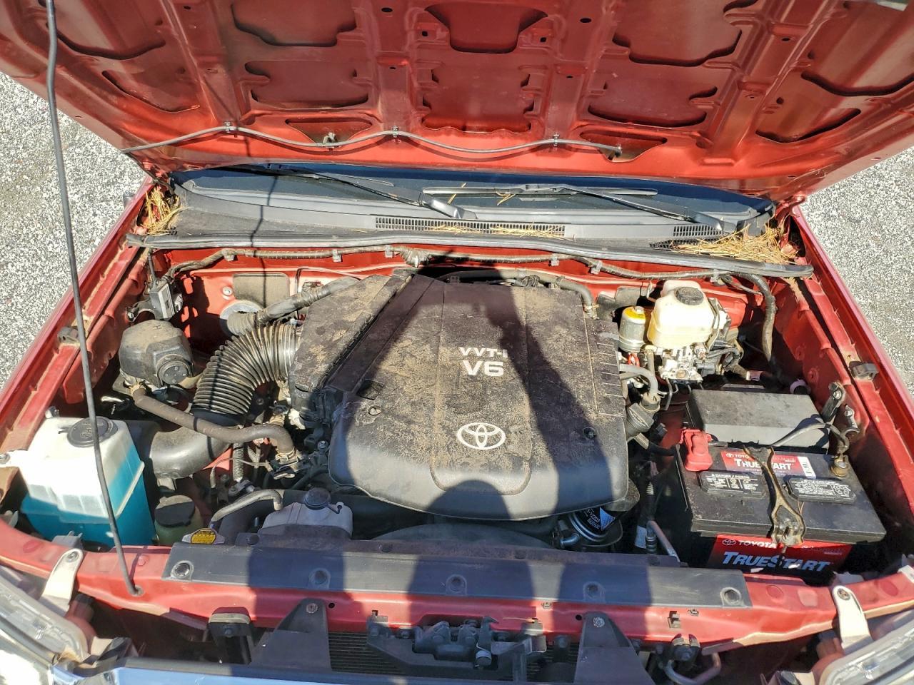 2012 TOYOTA TACOMA