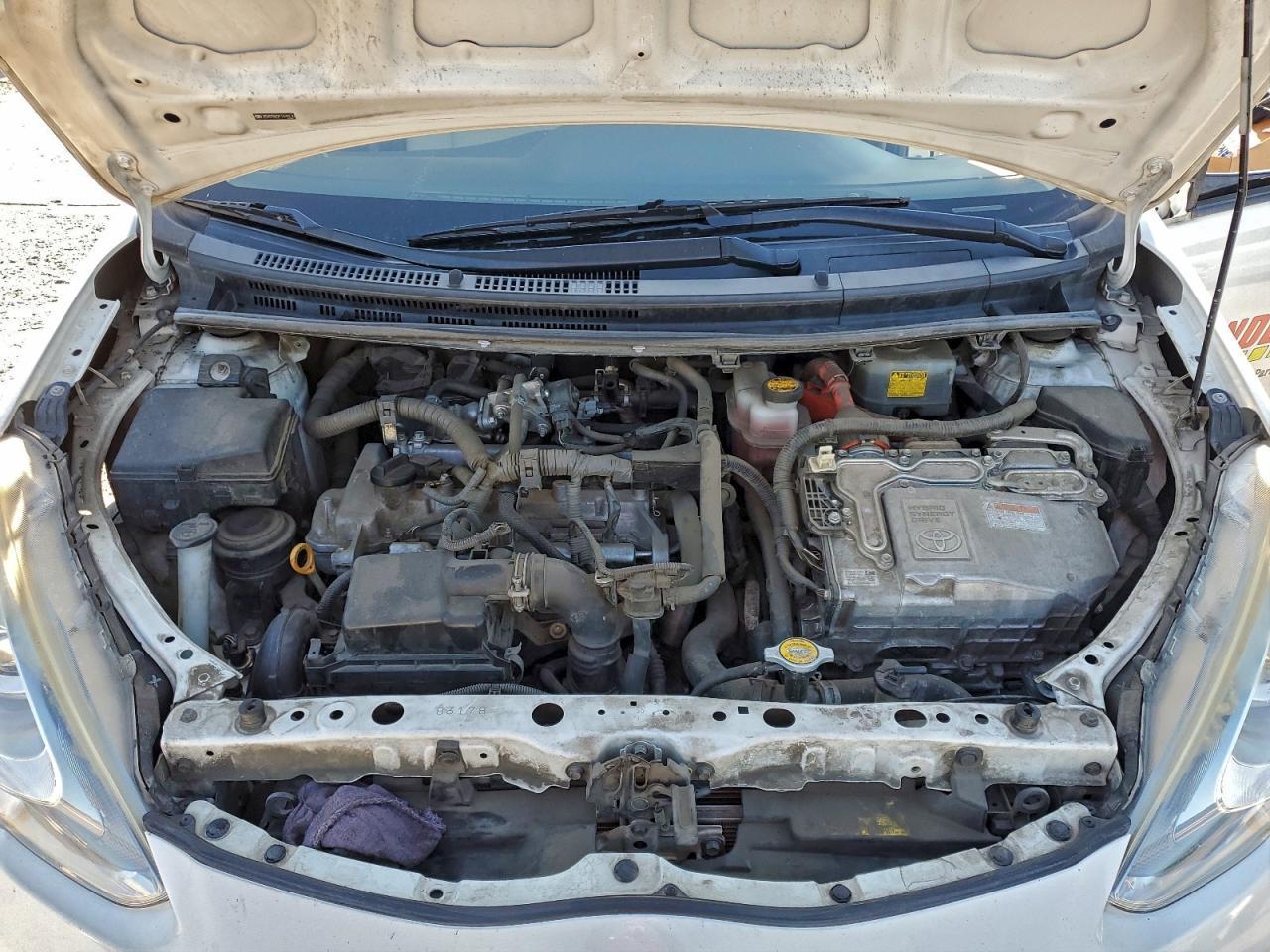 2015 TOYOTA Prius c