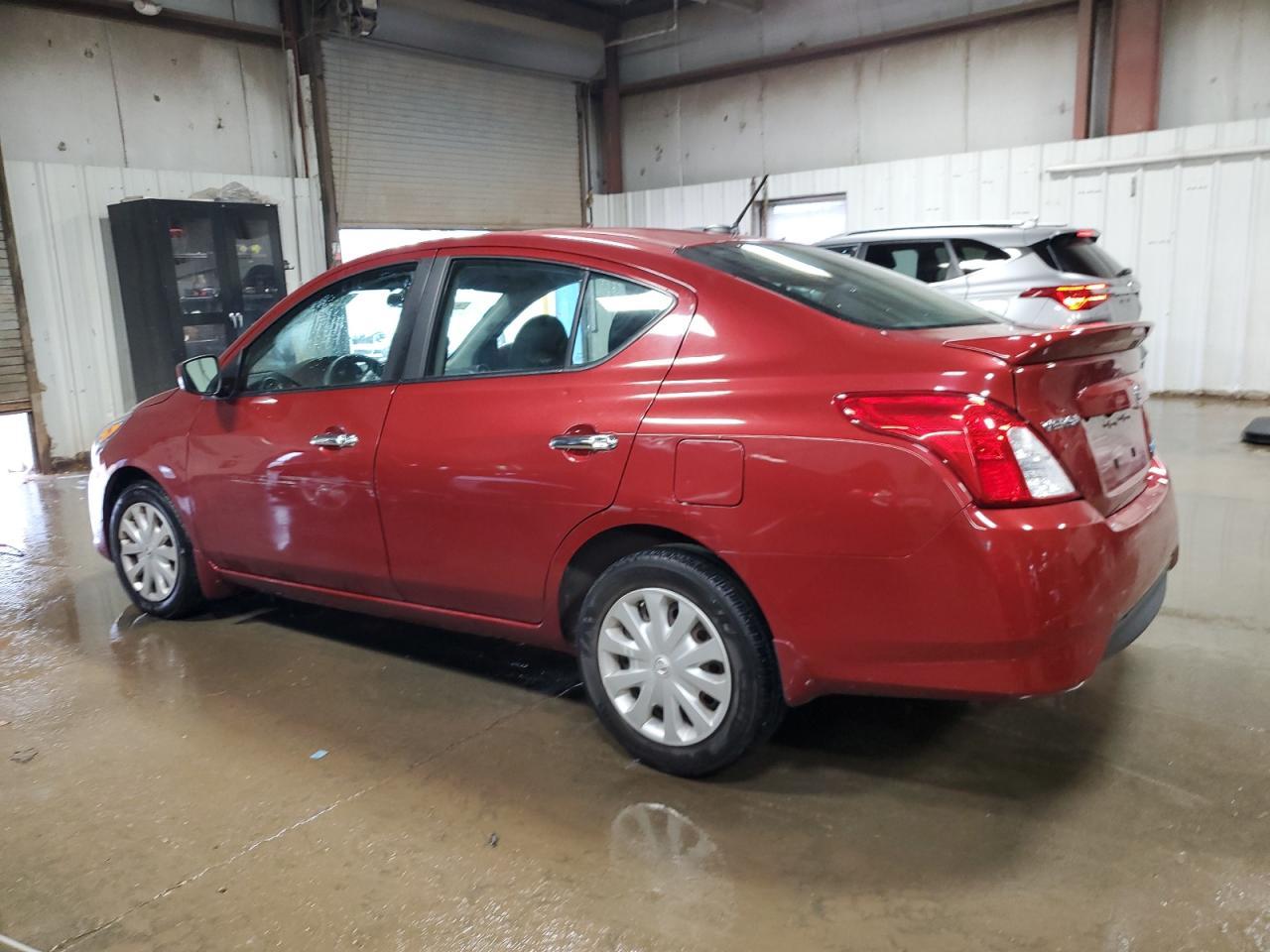 2016 NISSAN VERSA