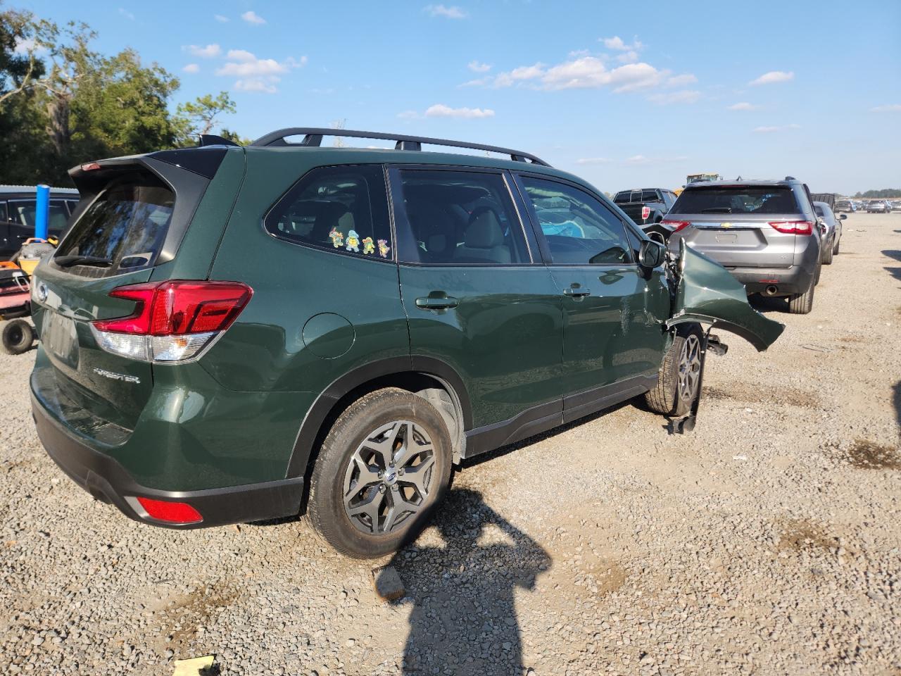 2024 SUBARU FORESTER