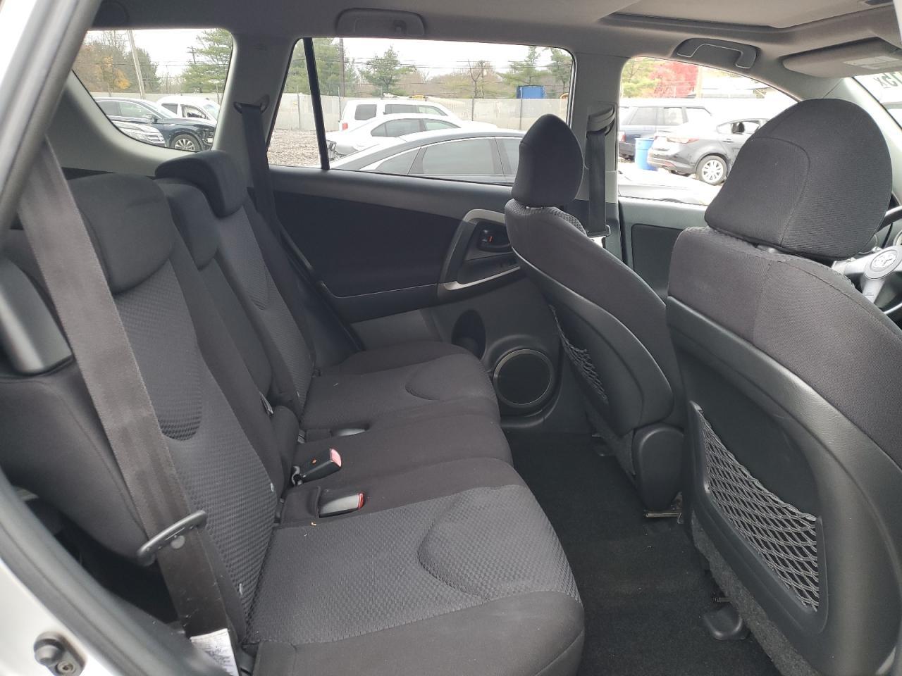 2006 TOYOTA RAV4