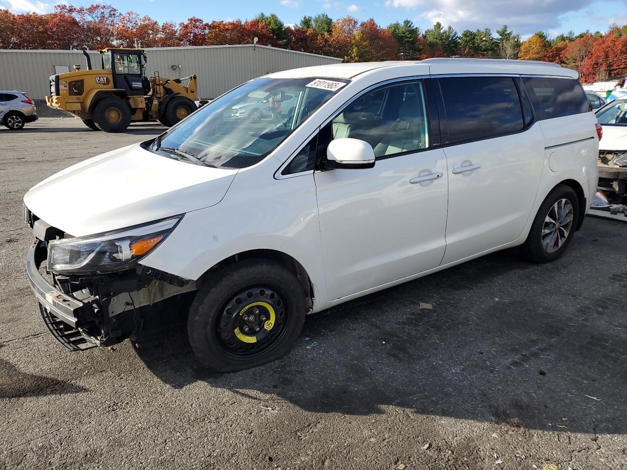 2016 KIA SEDONA
