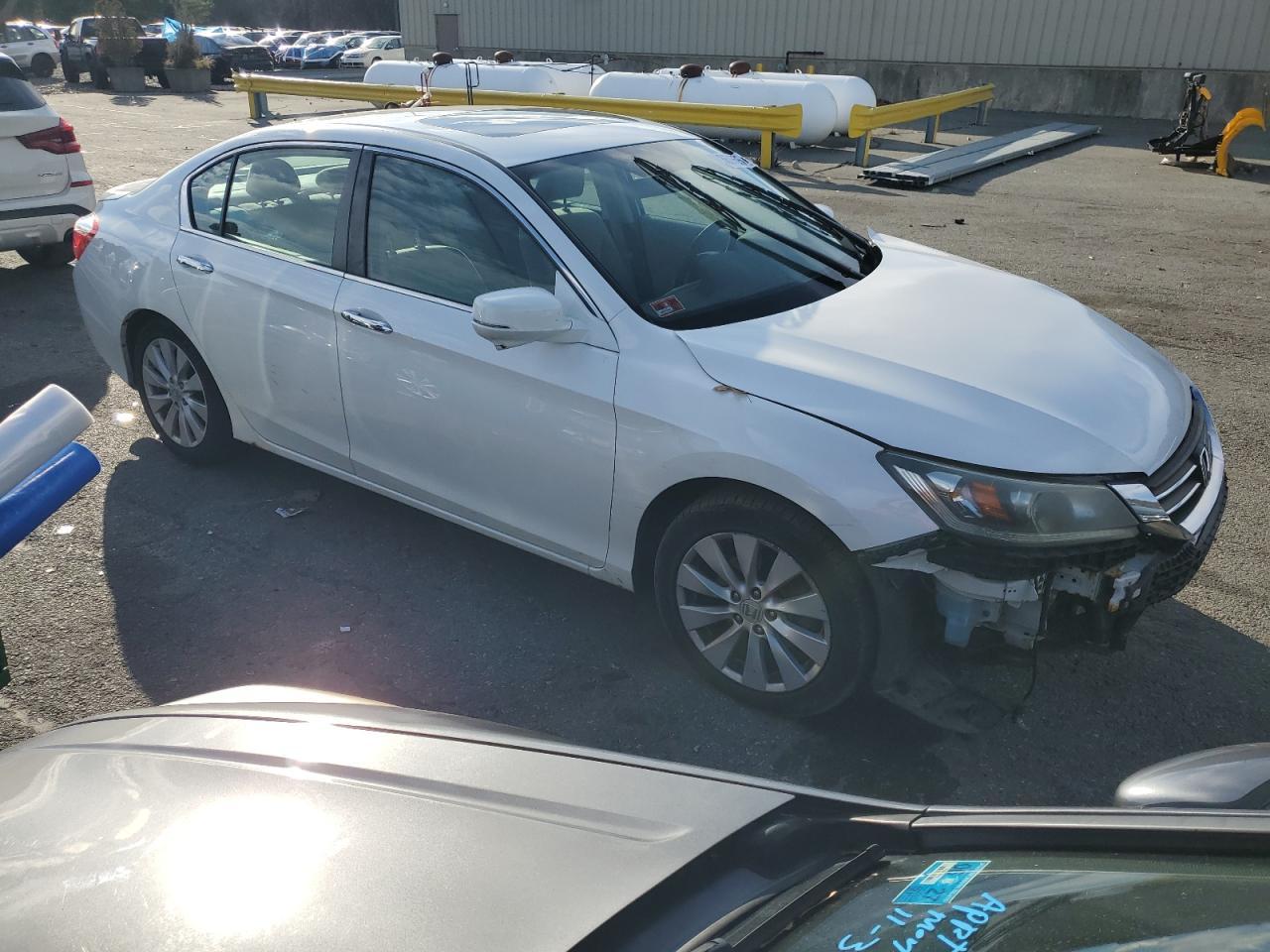 2015 HONDA ACCORD