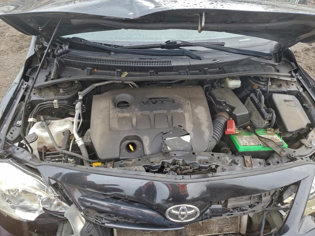2011 TOYOTA COROLLA