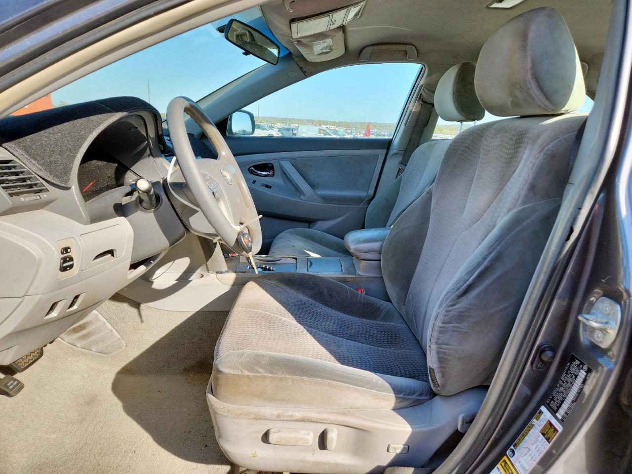 2010 TOYOTA CAMRY