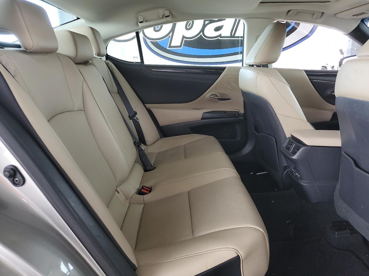2021 LEXUS ES 350
