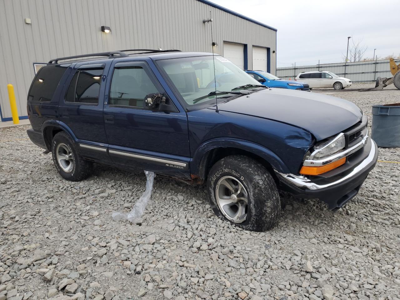 2001 CHEVROLET BLAZER