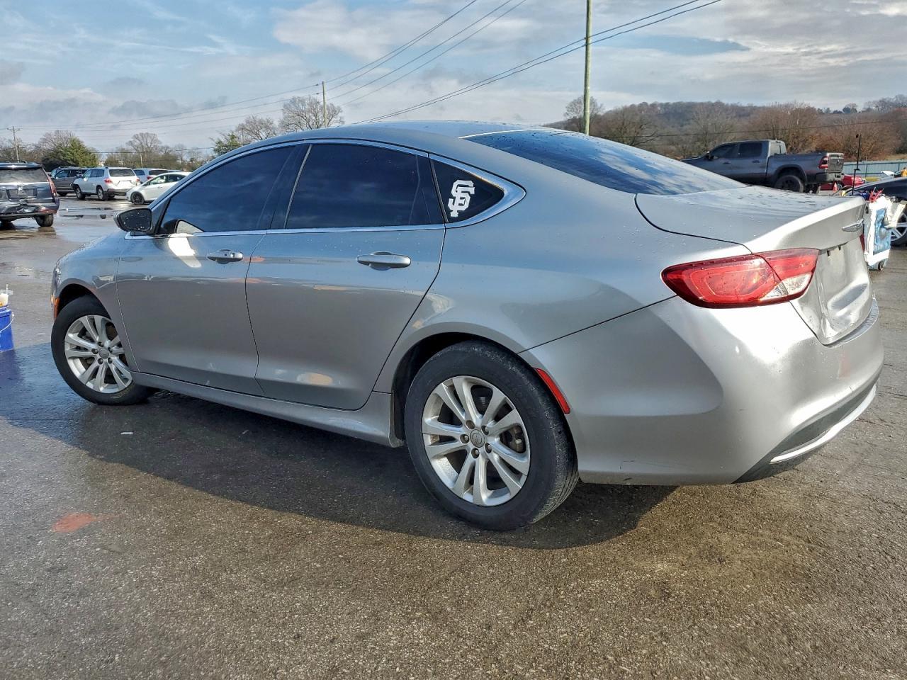2016 CHRYSLER 200