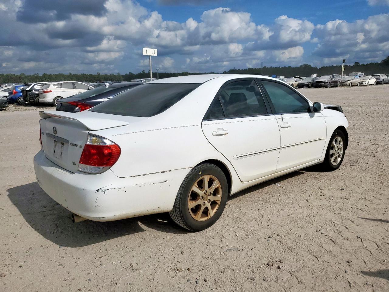2005 TOYOTA CAMRY