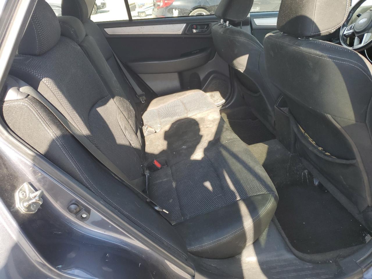 2015 SUBARU Outback
