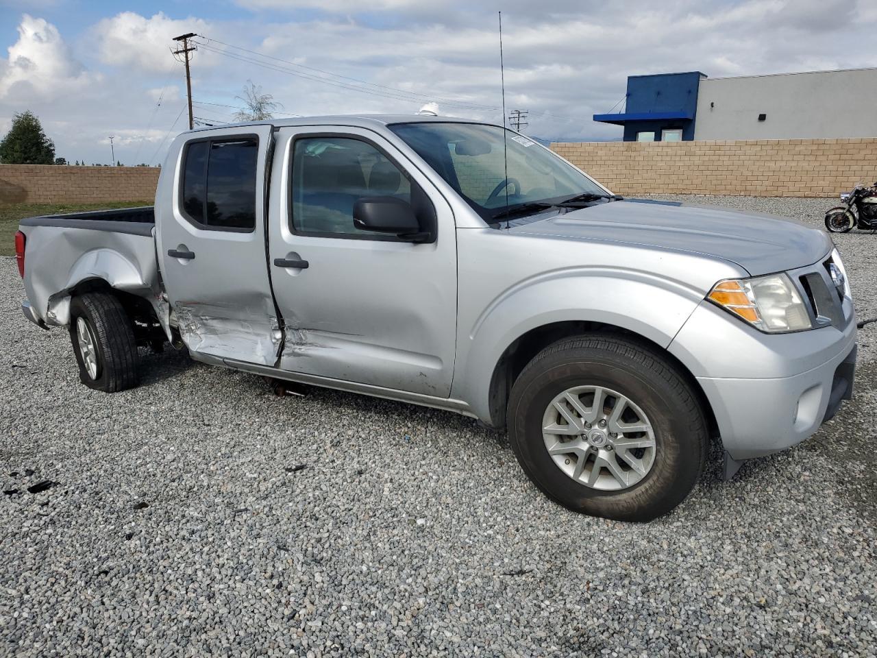2016 NISSAN Frontier