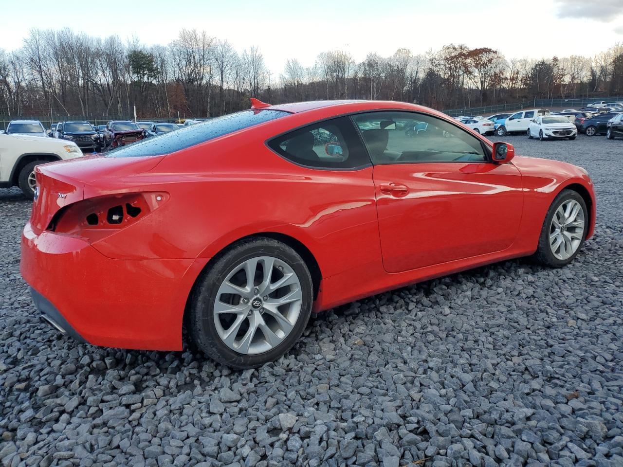 2013 HYUNDAI GENESIS
