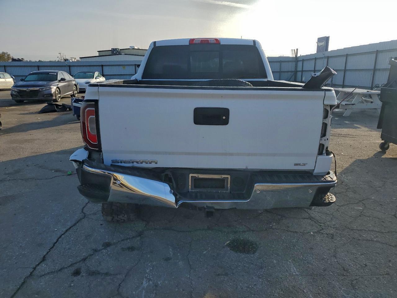 2016 GMC Sierra