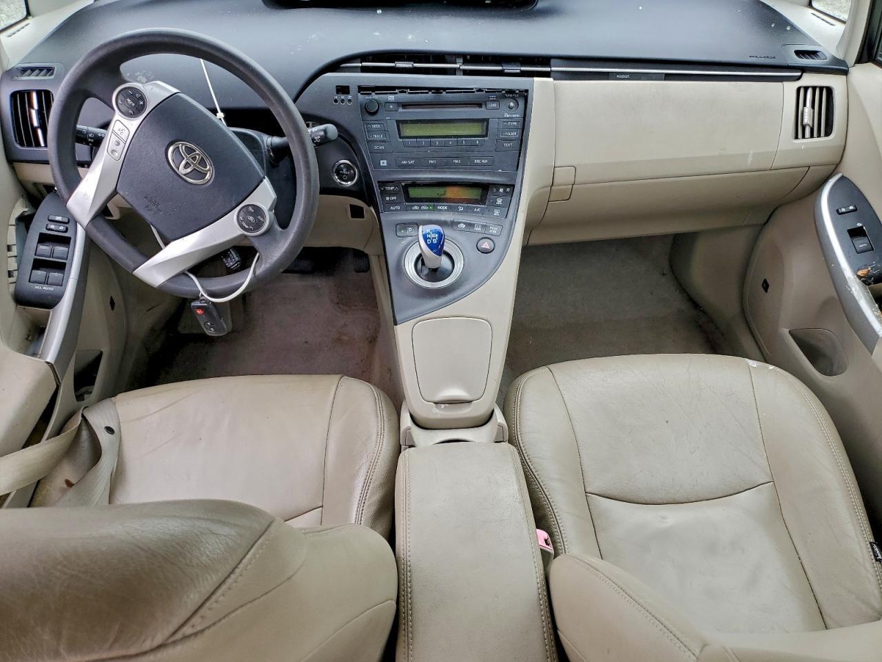 2011 TOYOTA PRIUS