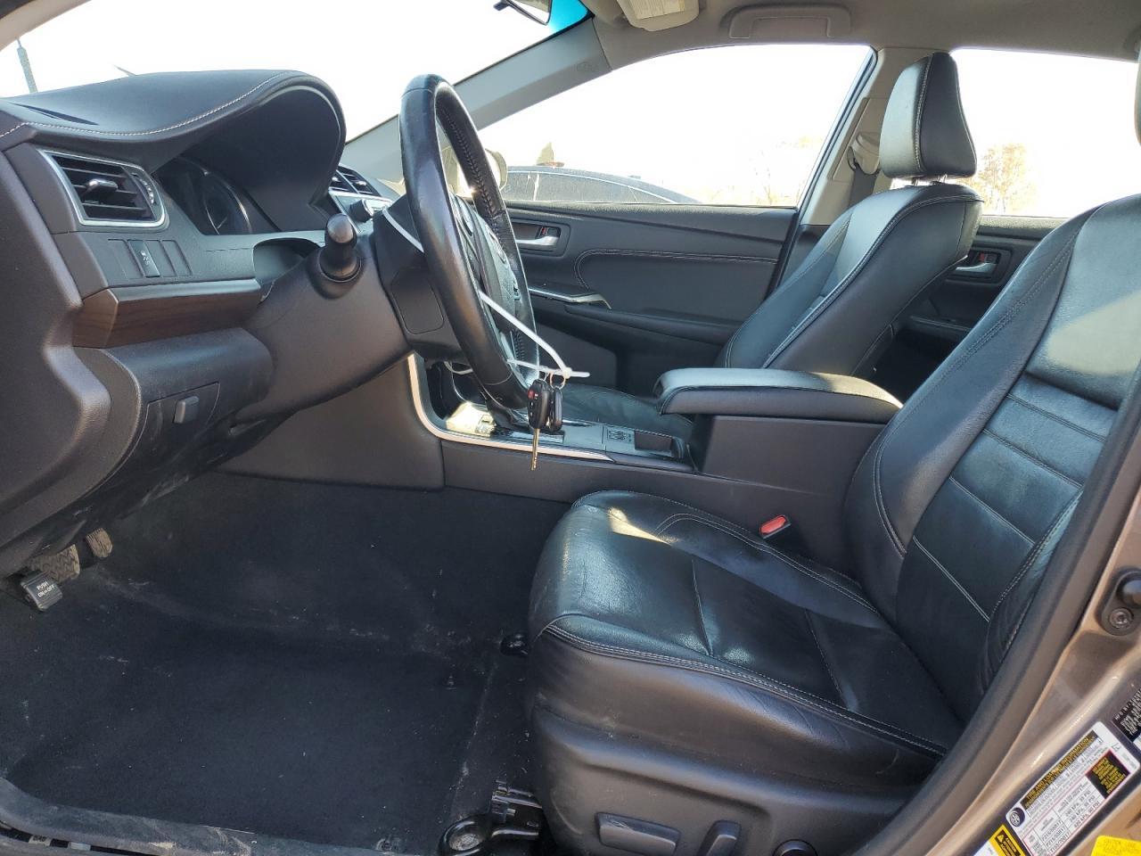 2017 TOYOTA CAMRY