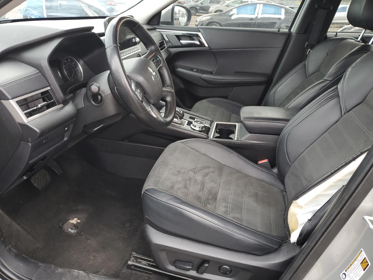 2024 MITSUBISHI outlander