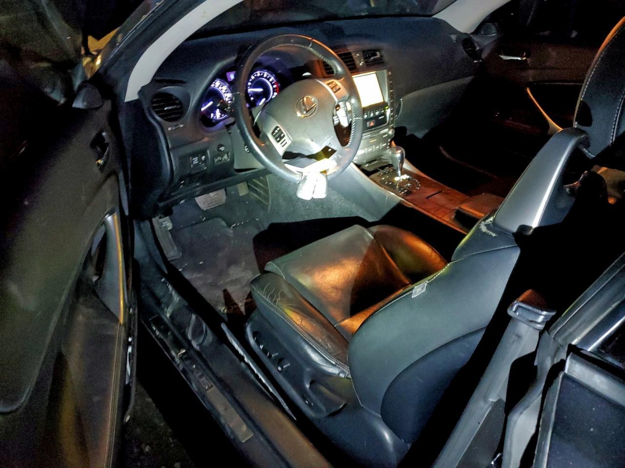 2011 LEXUS IS 250