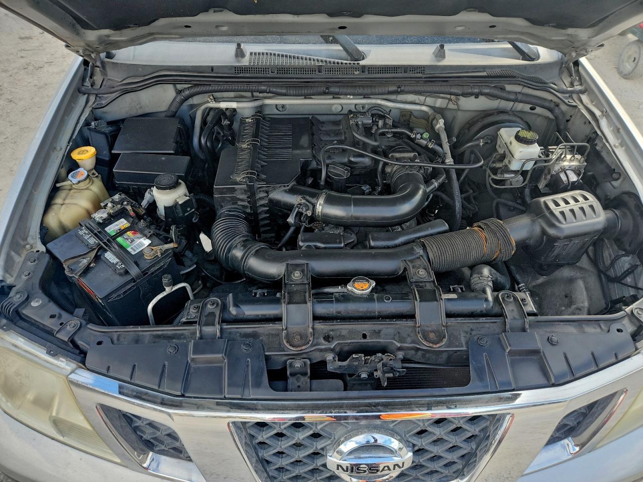 2012 NISSAN Frontier