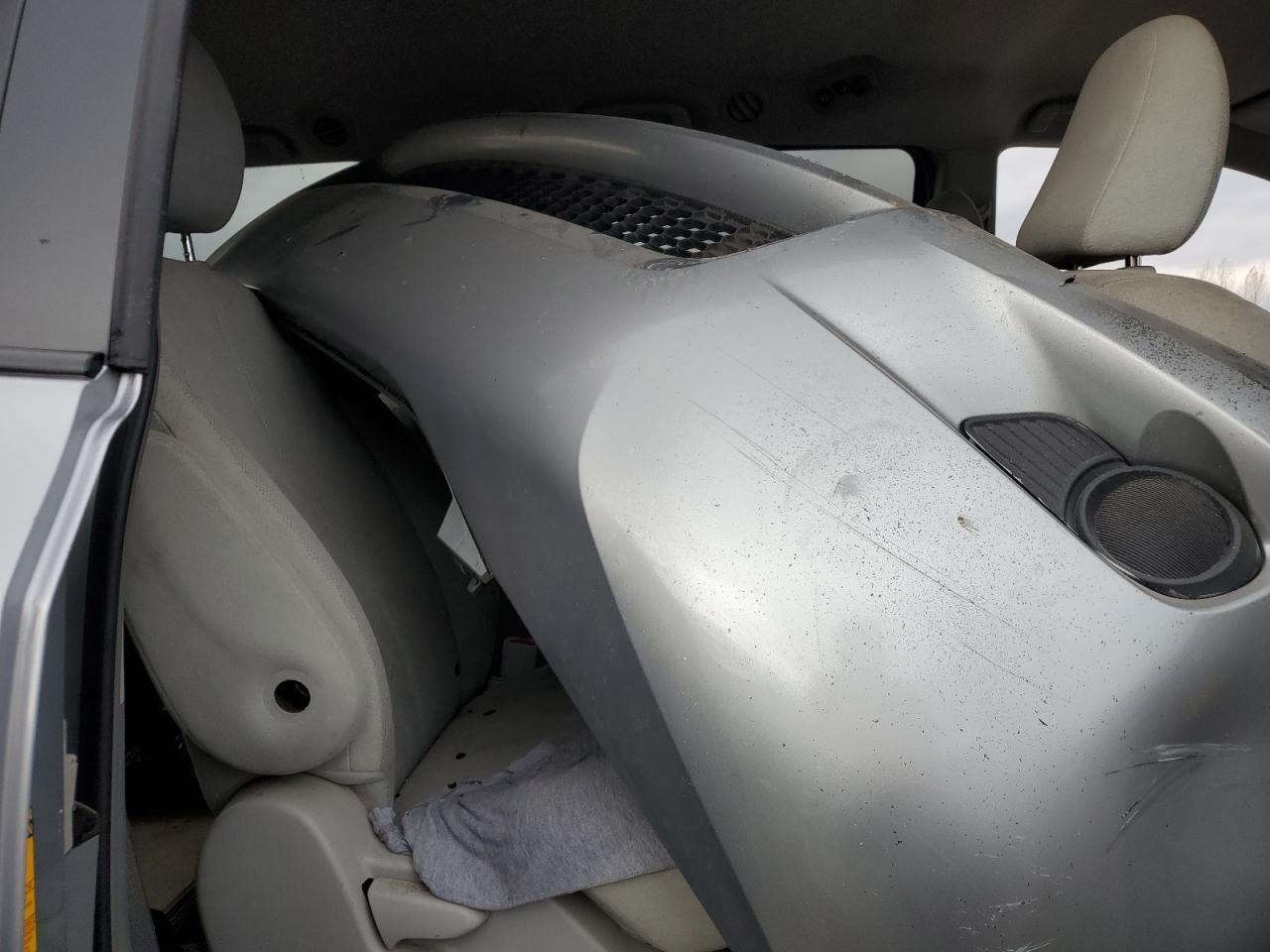 2013 TOYOTA SIENNA