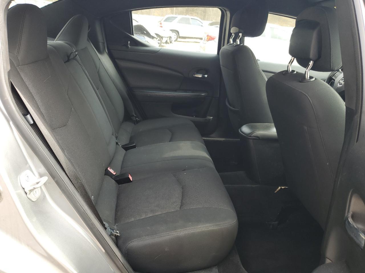 2013 DODGE Avenger