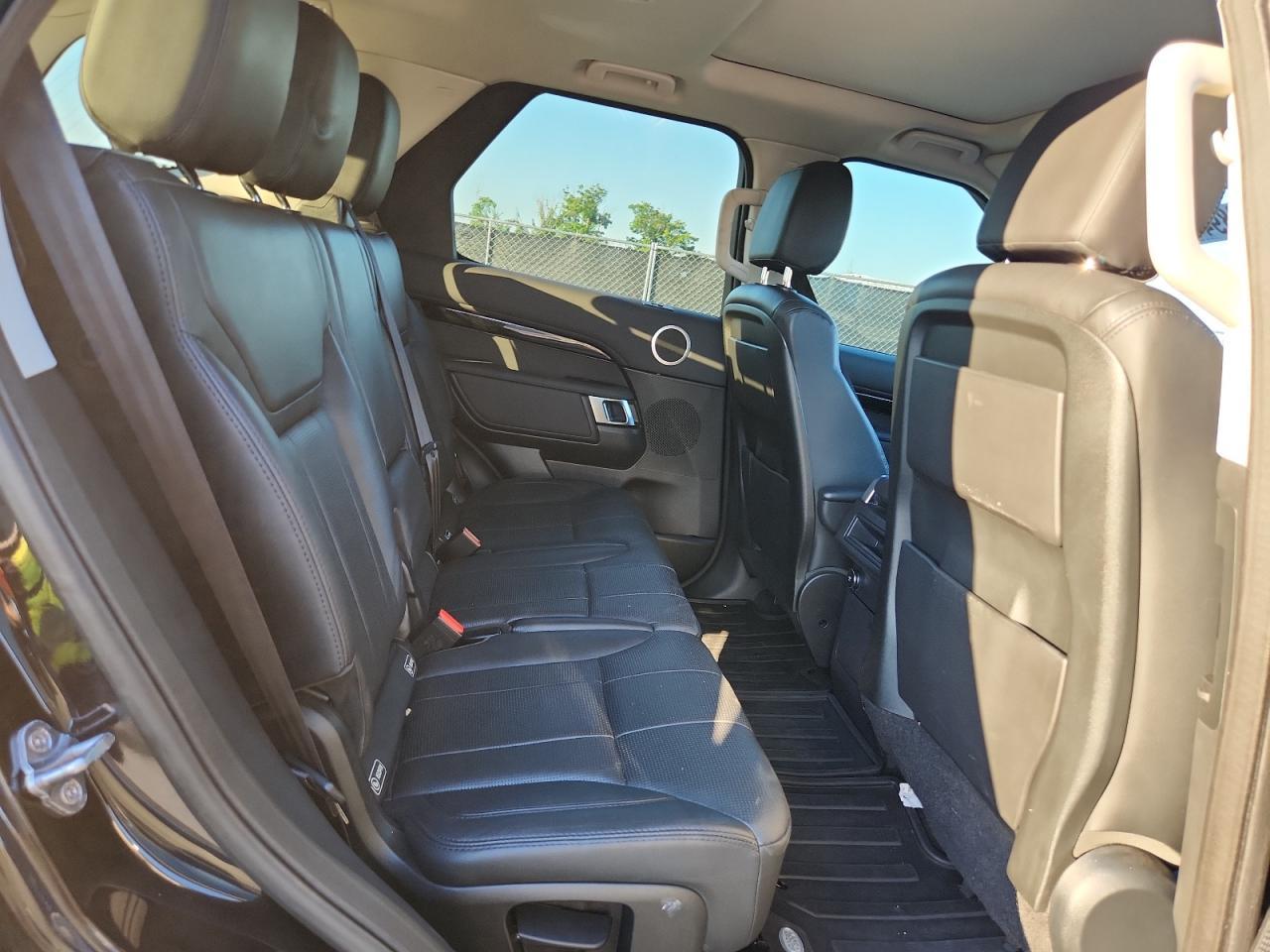 2019 LAND ROVER Discovery