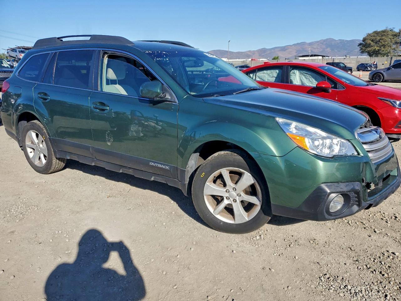 2013 SUBARU Outback