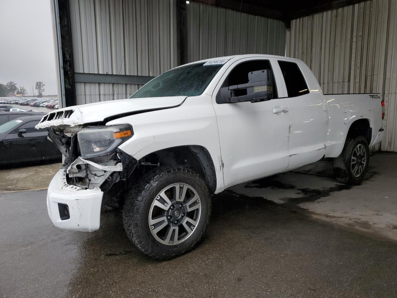 2016 TOYOTA TUNDRA
