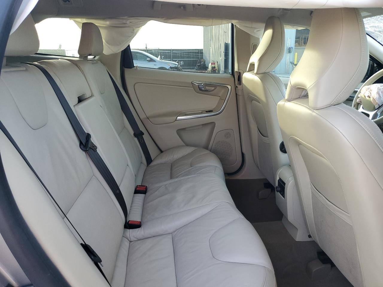2013 VOLVO XC60