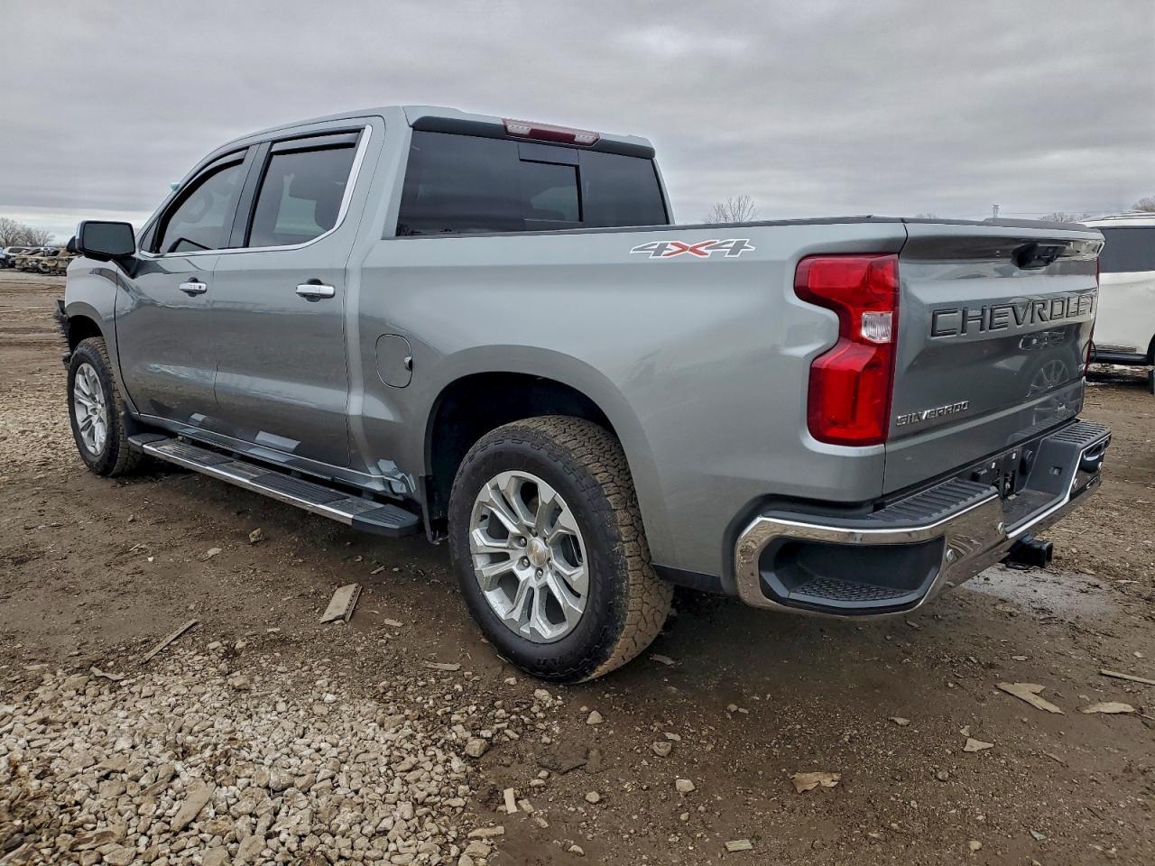 2025 CHEVROLET Silverado