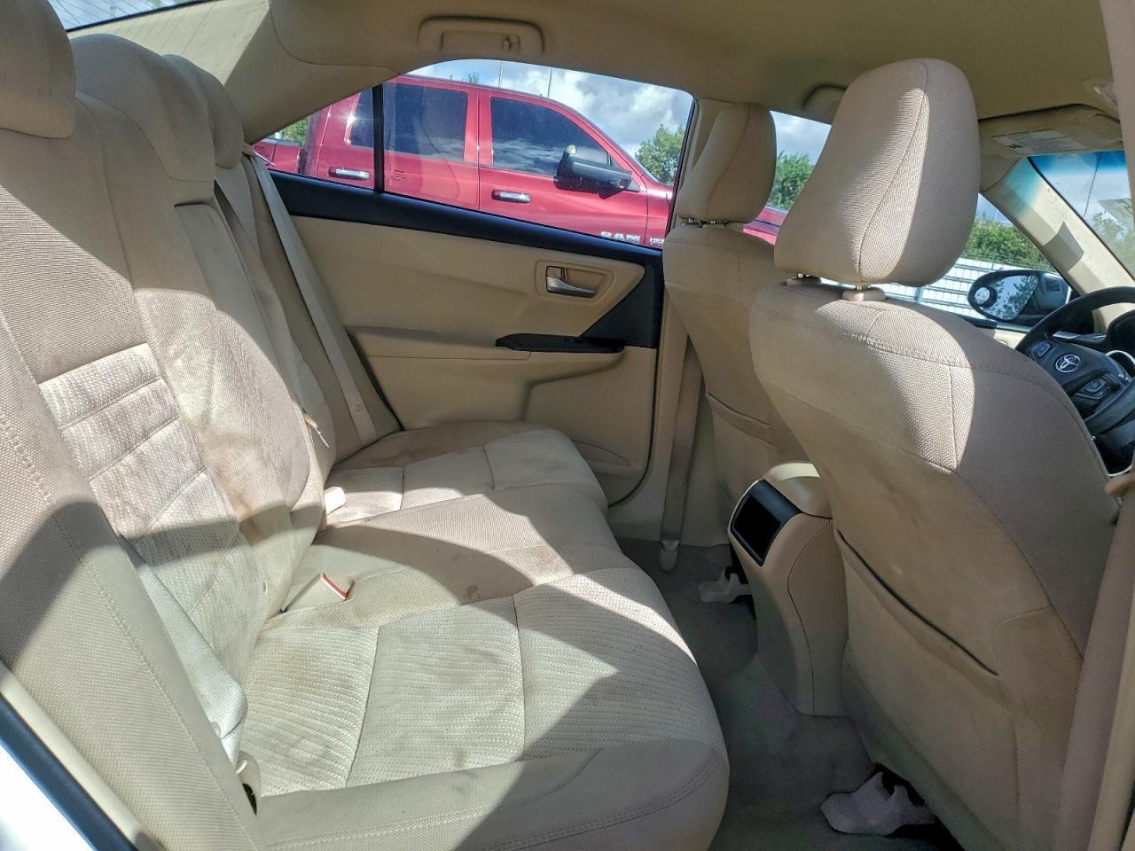 2016 TOYOTA CAMRY