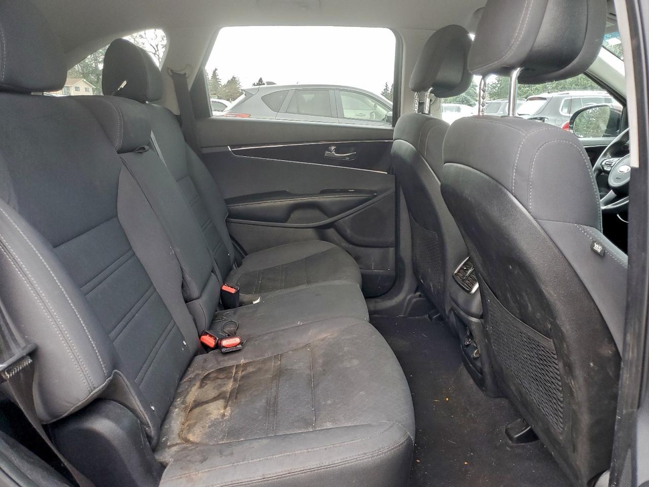 2016 KIA SORENTO