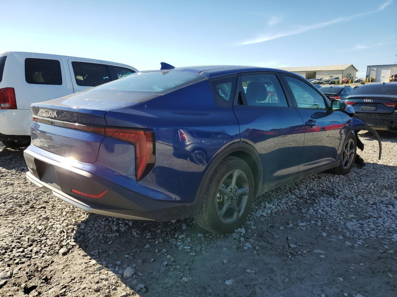 2025 KIA K4