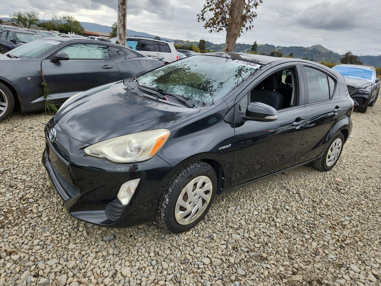 2016 TOYOTA Prius c
